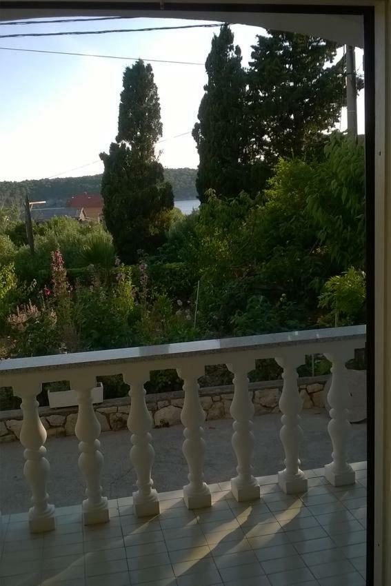 Apartments By The Sea Barbat, Rab - 17620 Barbat na Rabu エクステリア 写真